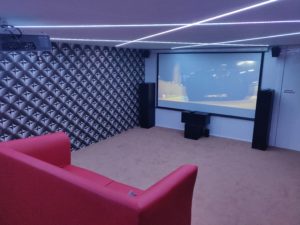 Experience Room for Home Theater and Smart Home Effects
